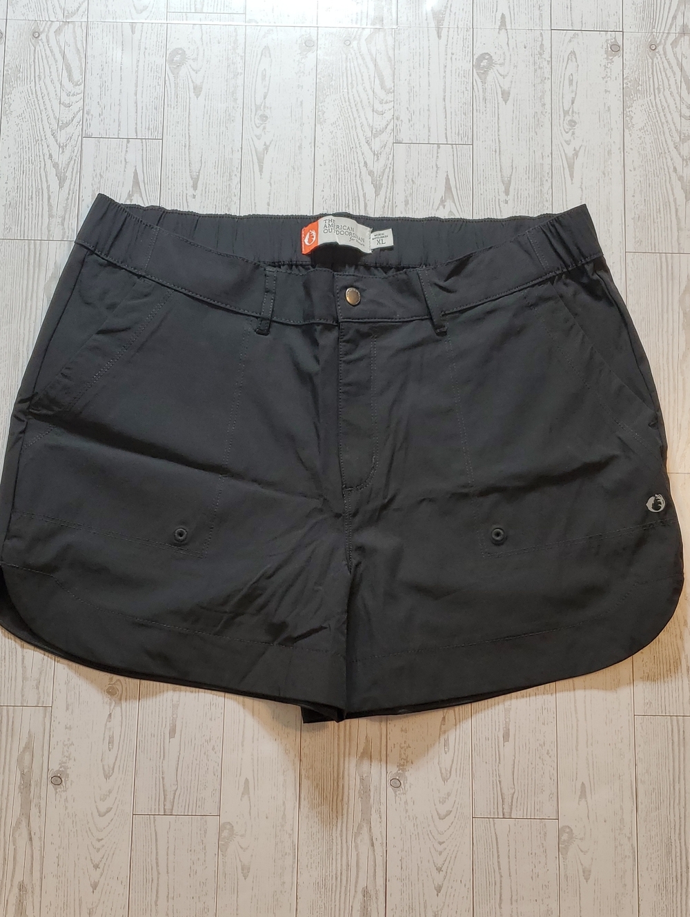 The American Outdoorsman for Women Black Hiking Shorts XL